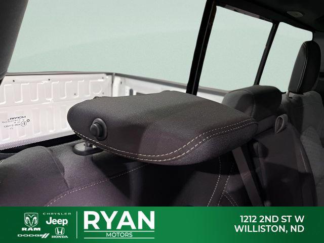 2026 Ram 1500 Warlock Crew Cab 4x4 5'7" Box