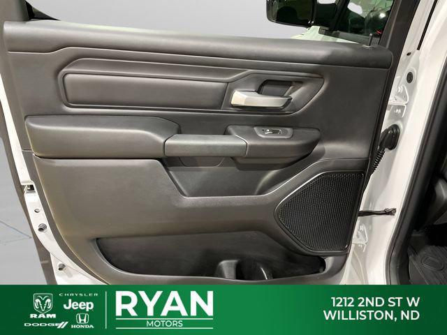 2026 Ram 1500 Warlock Crew Cab 4x4 5'7" Box