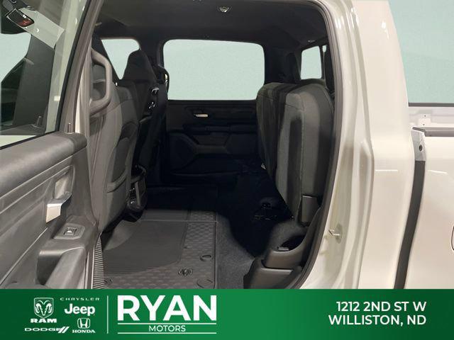 2026 Ram 1500 Warlock Crew Cab 4x4 5'7" Box