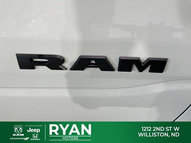 2026 Ram 1500 Warlock Crew Cab 4x4 5'7" Box