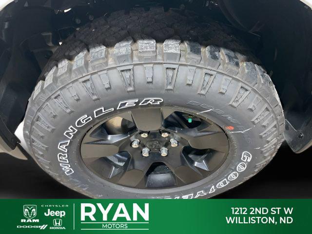 2026 Ram 1500 Warlock Crew Cab 4x4 5'7" Box
