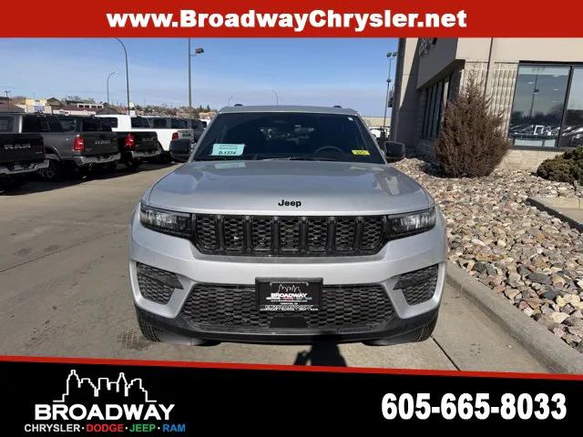 2025 Jeep Grand Cherokee GRAND CHEROKEE ALTITUDE 4X4