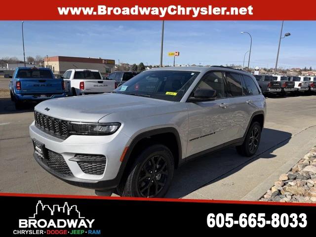 2025 Jeep Grand Cherokee GRAND CHEROKEE ALTITUDE 4X4