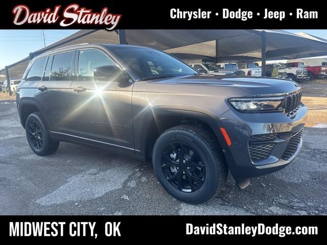 2025 Jeep Grand Cherokee GRAND CHEROKEE ALTITUDE 4X4