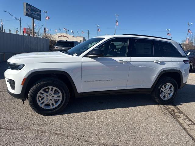 2025 Jeep Grand Cherokee GRAND CHEROKEE LAREDO 4X4 2025 Jeep Grand Cherokee GRAND CHEROKEE LAREDO 4X4