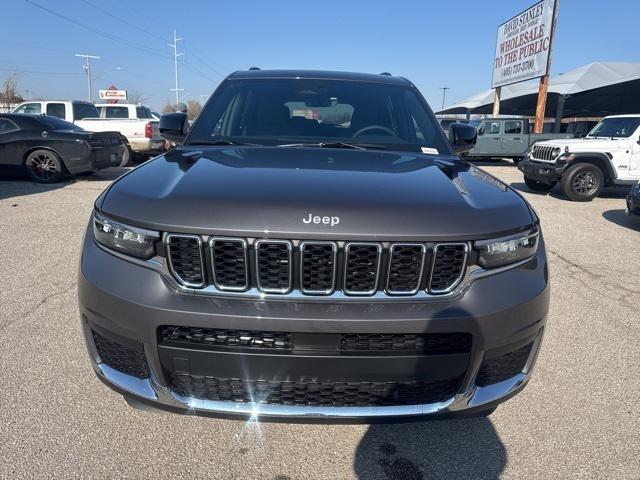 2025 Jeep Grand Cherokee GRAND CHEROKEE L LAREDO 4X4 2025 Jeep Grand Cherokee GRAND CHEROKEE L LAREDO 4X4