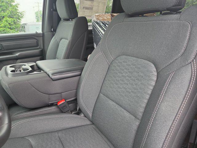2026 RAM Ram 1500 RAM 1500 WARLOCK CREW CAB 4X4 57 BOX 2026 RAM Ram 1500 RAM 1500 WARLOCK CREW CAB 4X4 57 BOX