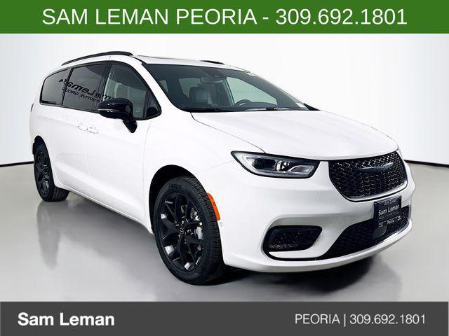 2026 Chrysler Pacifica PACIFICA LIMITED AWD