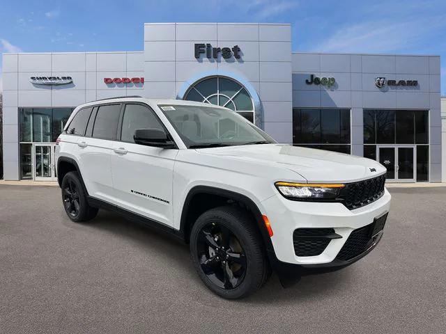 2025 Jeep Grand Cherokee GRAND CHEROKEE ALTITUDE X 4X4