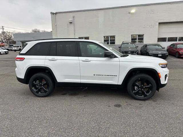 2025 Jeep Grand Cherokee GRAND CHEROKEE ALTITUDE X 4X4