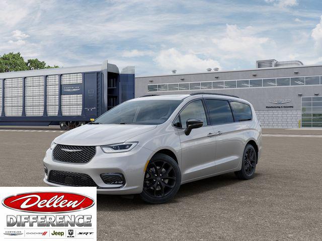 2026 Chrysler Pacifica Select AWD for sale in Greenfield, IN