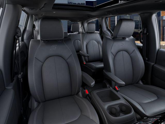 2026 Chrysler Pacifica Select AWD