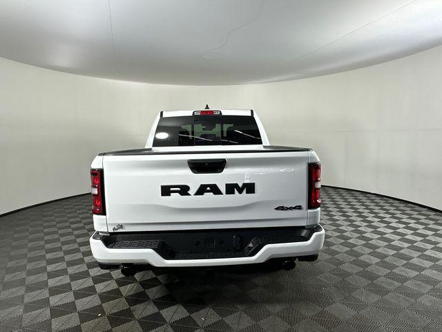 2026 Ram 1500 Express Crew Cab 4x4 5'7" Box