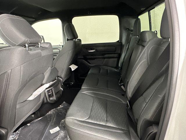 2026 Ram 1500 Express Crew Cab 4x4 5'7" Box
