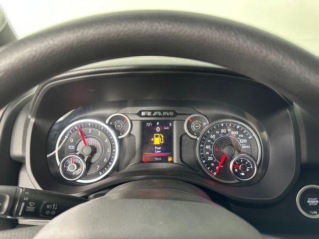 2026 Ram 1500 Express Crew Cab 4x4 5'7" Box