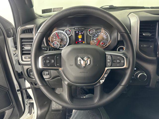 2026 Ram 1500 Express Crew Cab 4x4 5'7" Box