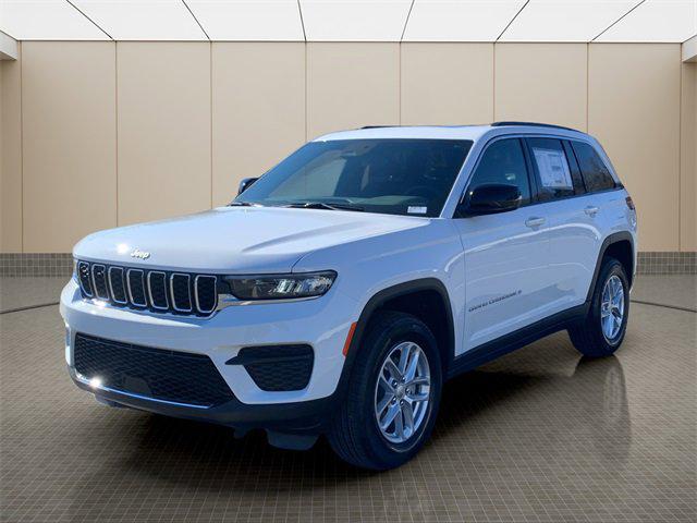 2025 Jeep Grand Cherokee GRAND CHEROKEE LAREDO X 4X2 2025 Jeep Grand Cherokee GRAND CHEROKEE LAREDO X 4X2