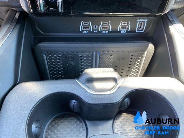 2026 Ram 1500 Laramie Crew Cab 4x4 5'7" Box