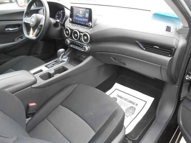2024 Nissan Sentra SV Xtronic CVT