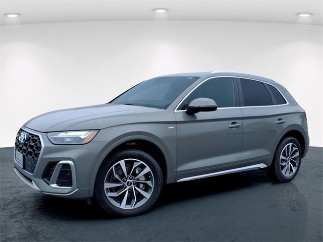 2023 Audi Q5 Premium Plus 45 TFSI S line quattro 2023 Audi Q5 Premium Plus 45 TFSI S line quattro