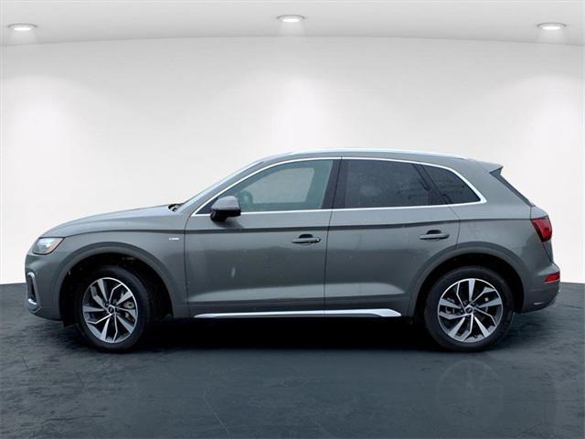 2023 Audi Q5 Premium Plus 45 TFSI S line quattro 2023 Audi Q5 Premium Plus 45 TFSI S line quattro
