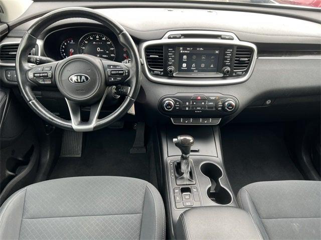 2017 Kia Sorento 2.4L LX 2017 Kia Sorento 2.4L LX