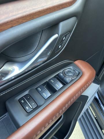 2024 GMC Yukon 4WD Denali Ultimate