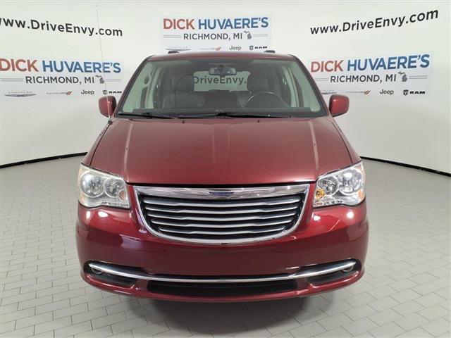 2015 Chrysler Town and Country Touring 2015 Chrysler Town and Country Touring