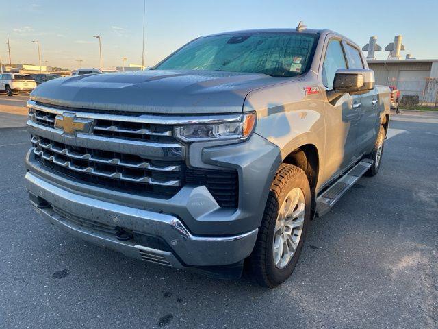 2023 Chevrolet Silverado 1500 4WD Crew Cab Short Bed LTZ