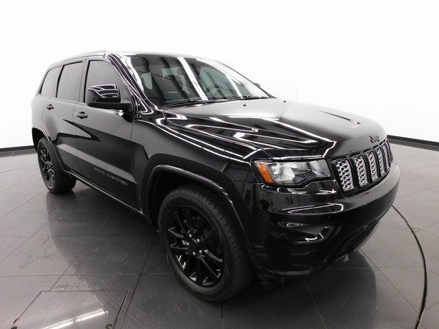 2019 Jeep Grand Cherokee Altitude 4x2 2019 Jeep Grand Cherokee Altitude 4x2