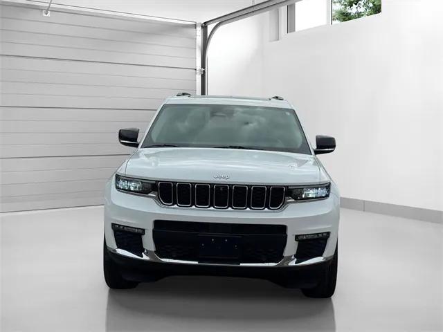 2022 Jeep Grand Cherokee L Limited 4x4 2022 Jeep Grand Cherokee L Limited 4x4