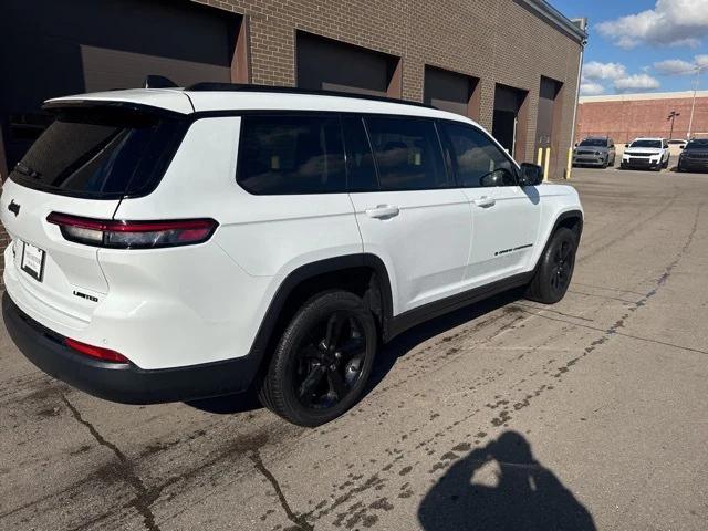 2023 Jeep Grand Cherokee L Limited 4x4 2023 Jeep Grand Cherokee L Limited 4x4