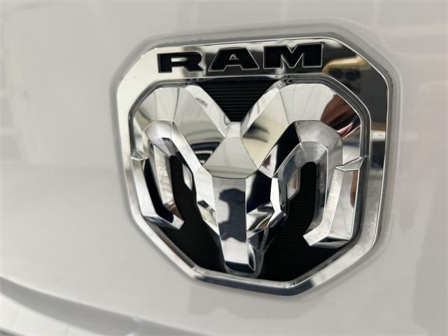 2024 Ram 1500 Limited Crew Cab 4x4 57 Box