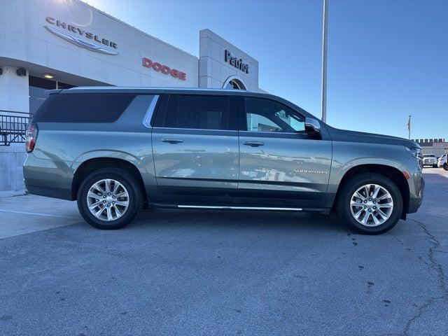 2023 Chevrolet Suburban 4WD Premier