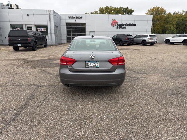 2013 Volkswagen Passat 2.5L SE