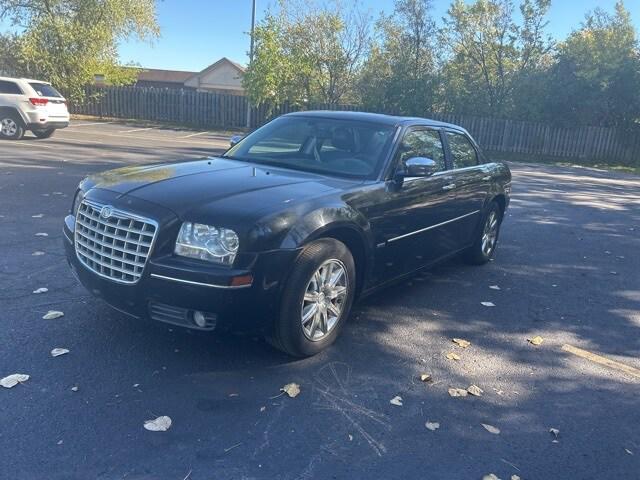 2010 Chrysler 300 Touring/Signature Series/Executive Series