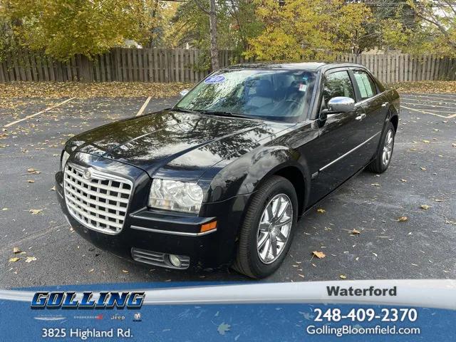 2010 Chrysler 300 Touring/Signature Series/Executive Series 2010 Chrysler 300 Touring/Signature Series/Executive Series