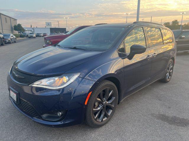 2020 Chrysler Pacifica Touring
