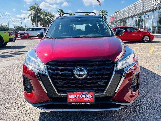 2022 Nissan Kicks SR Xtronic CVT 2022 Nissan Kicks SR Xtronic CVT