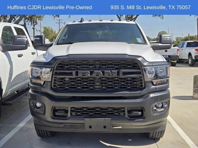 2023 RAM 3500 Tradesman Crew Cab 4x4 8 Box 2023 RAM 3500 Tradesman Crew Cab 4x4 8 Box