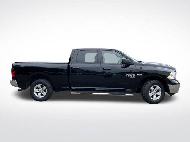 2019 RAM 1500 Classic SLT Crew Cab 4x4 64 Box