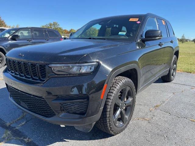 2023 Jeep Grand Cherokee Altitude