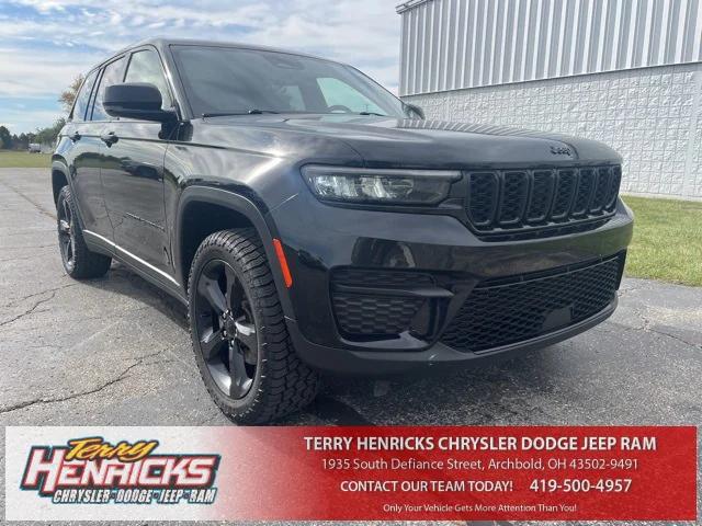 2023 Jeep Grand Cherokee Altitude 2023 Jeep Grand Cherokee Altitude