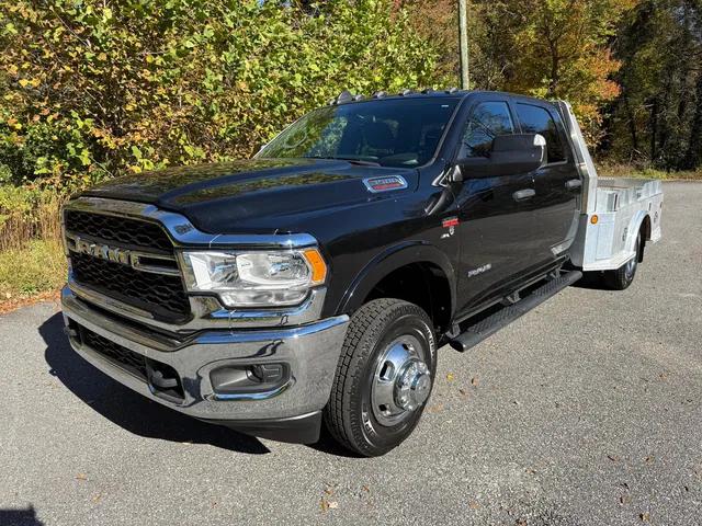 2022 RAM 3500 Chassis Tradesman/SLT/Laramie/Limited 2022 RAM 3500 Chassis Tradesman/SLT/Laramie/Limited
