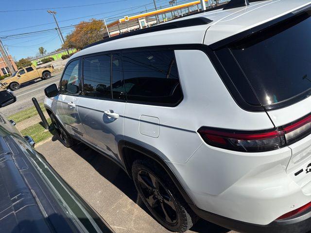 2023 Jeep Grand Cherokee L Altitude 4x4 2023 Jeep Grand Cherokee L Altitude 4x4