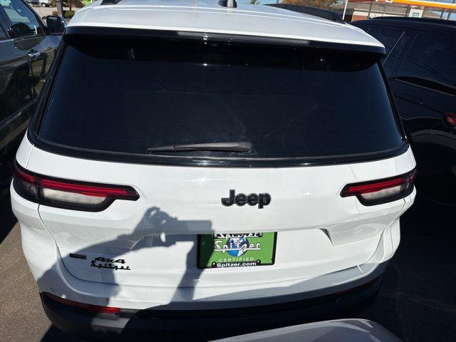 2023 Jeep Grand Cherokee L Altitude 4x4 2023 Jeep Grand Cherokee L Altitude 4x4