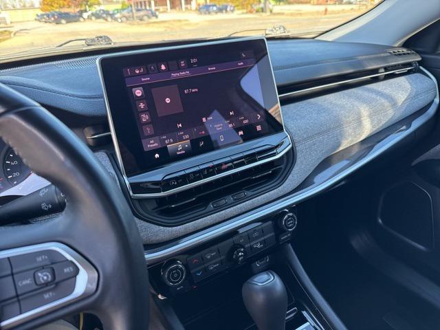 2022 Jeep Compass Latitude Lux 4x4