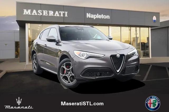 2022 Alfa Romeo Stelvio Ti AWD 2022 Alfa Romeo Stelvio Ti AWD