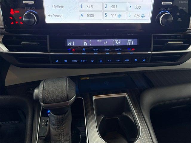 2021 Toyota Sienna Platinum 2021 Toyota Sienna Platinum