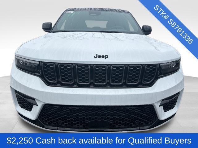 2025 Jeep Grand Cherokee GRAND CHEROKEE SUMMIT RESERVE 4X4